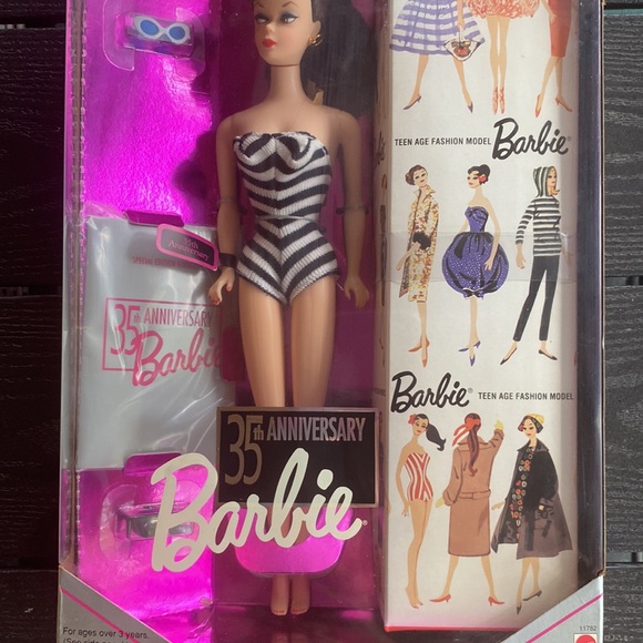 NRFB ~ 35th Anniversary Original 1958 Barbie Doll & Package Reproduction - Picture 3 of 12